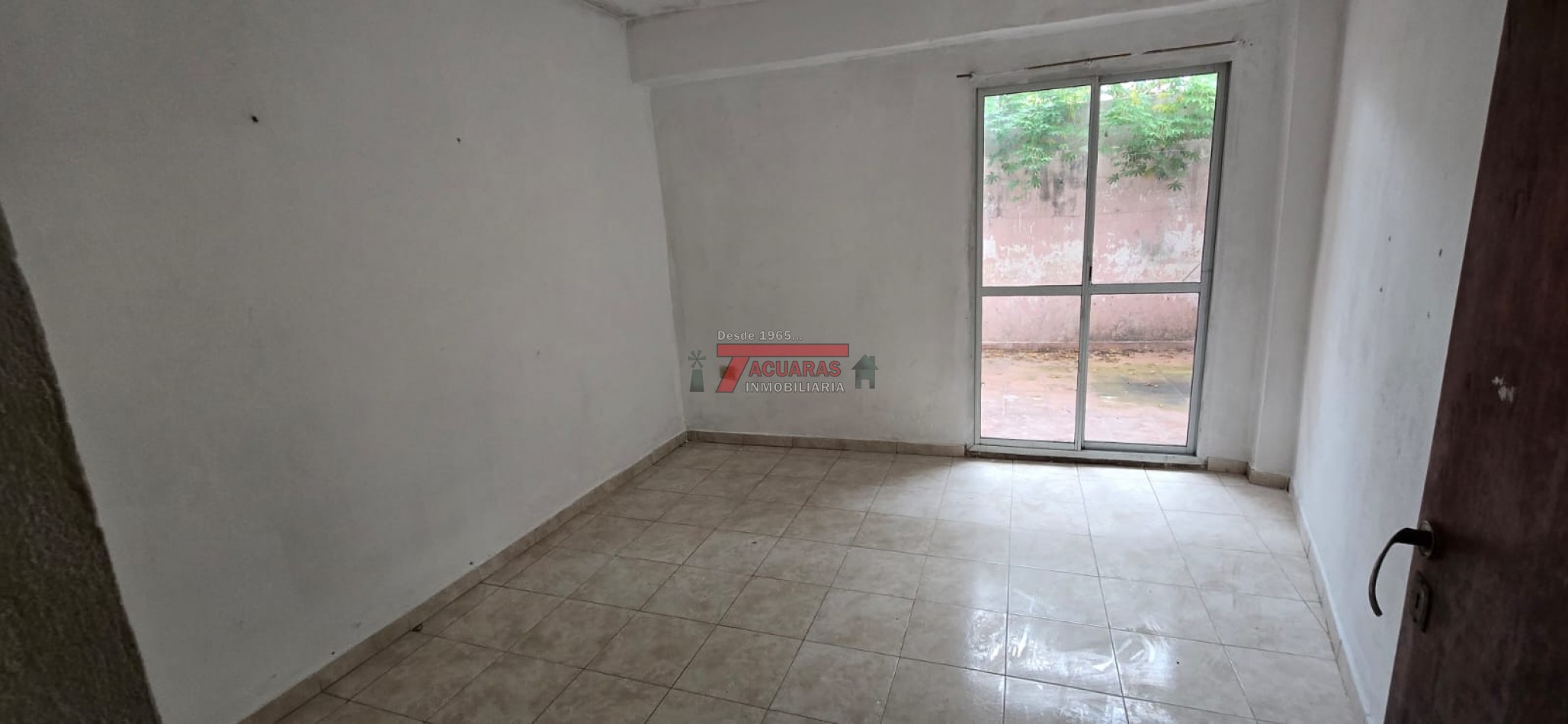 VENTA DE DEPARTAMENTO INTERNO .