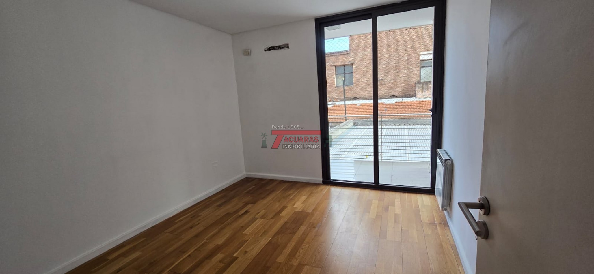 VENTA DE SEMIPISO EN CALLE LOS VASCOS.