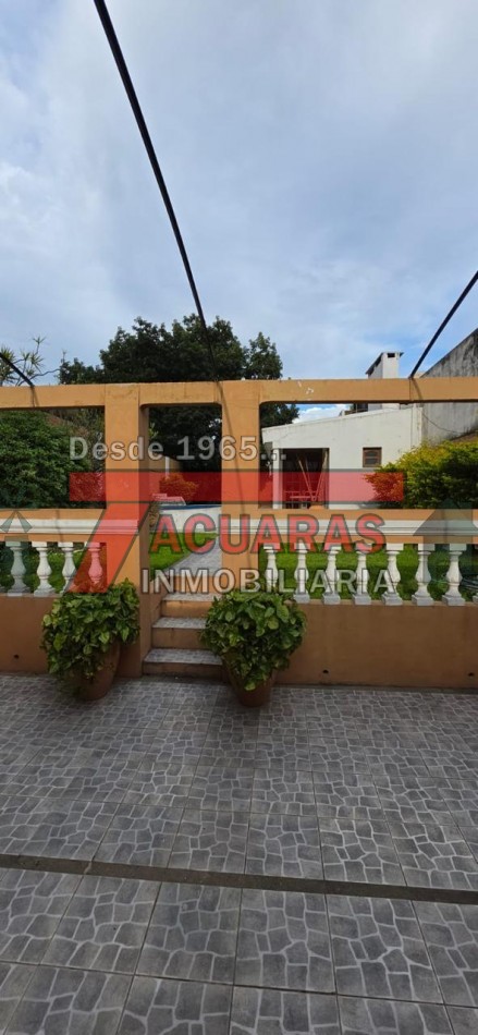 CASA EN VENTA ESTILO ANTIGUA EN CALLE LA RIOJA