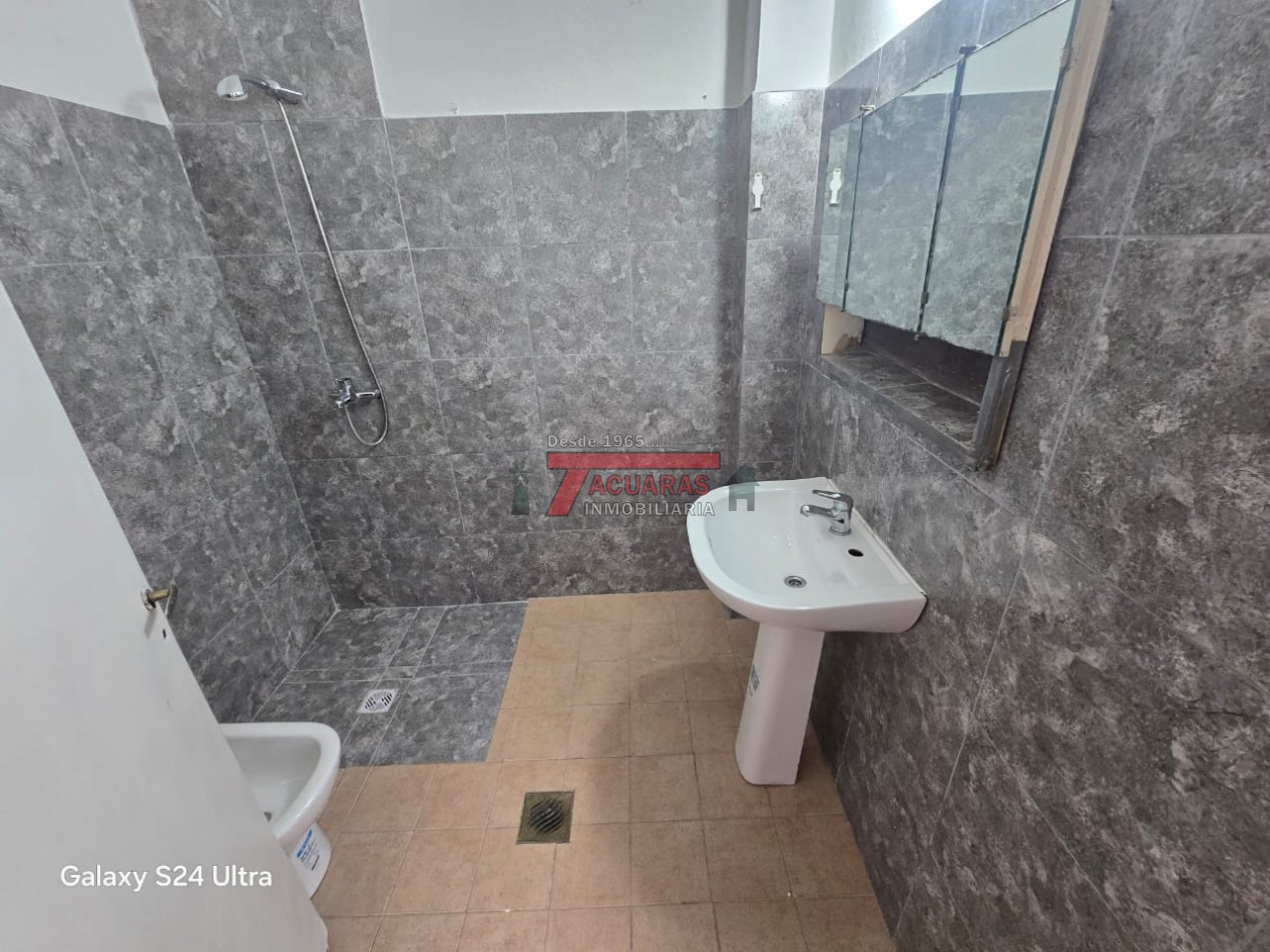 OPORTUNIDAD, CASA INTERNA 3 DORMITORIOS .