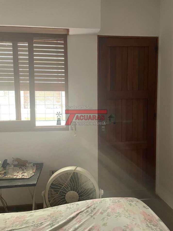 AMPLIO DEPARTAMENTO DE 3 DORMITORIOS EN CALLE CATAMARCA.