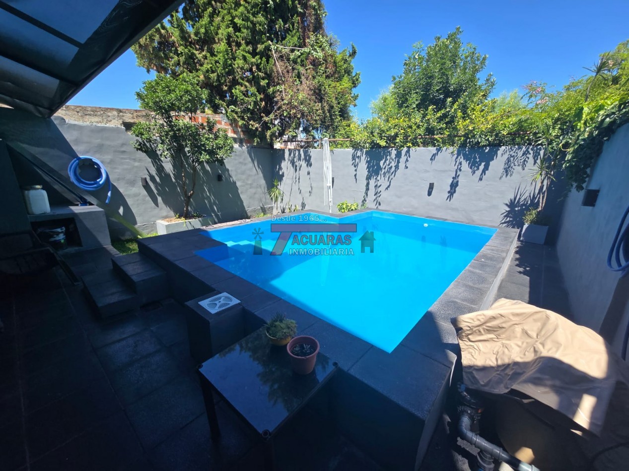 VENTA DE HERMOSA CASA EN CALLE FACUNDO ZUVIRIA 