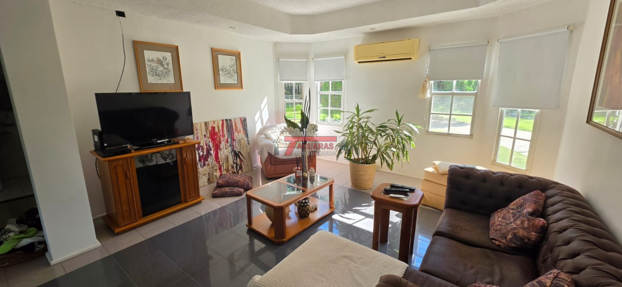 CASA EN VENTA UBICADA EN CALLE BLAS PARERA.