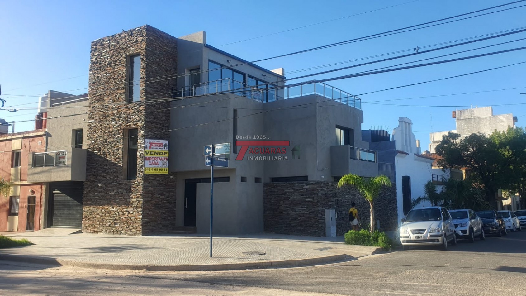 ALQUILER DE IMPORTANTE CASA EN CALLE NOGOYA Y PLUMERILLO.