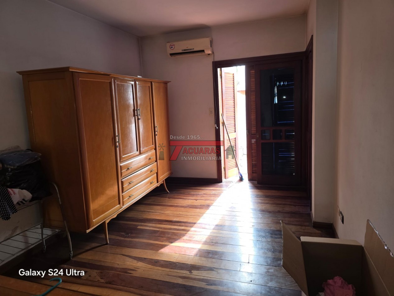 VENTA DE CAS 4 DORMITORIOS EN CALLE PLUMERILLO-