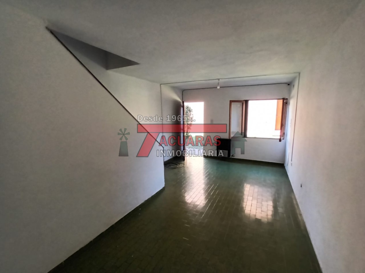DUPLEX EN VENTA -CALLE DIAMANTE.