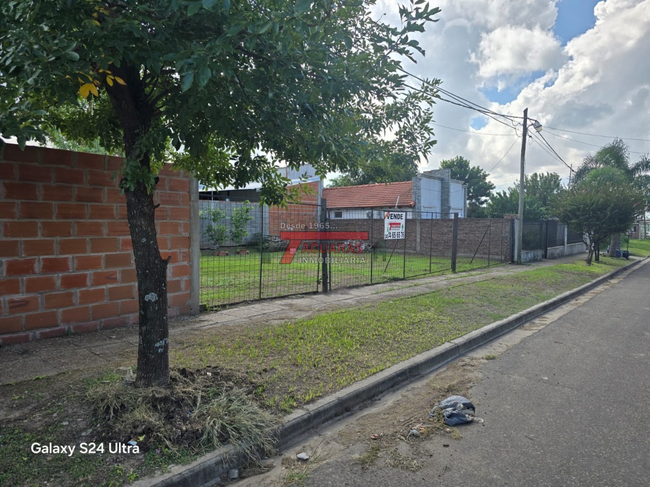 VENTA DE CASA  DE 2 DORMITORIOS EN SAN BENITO.