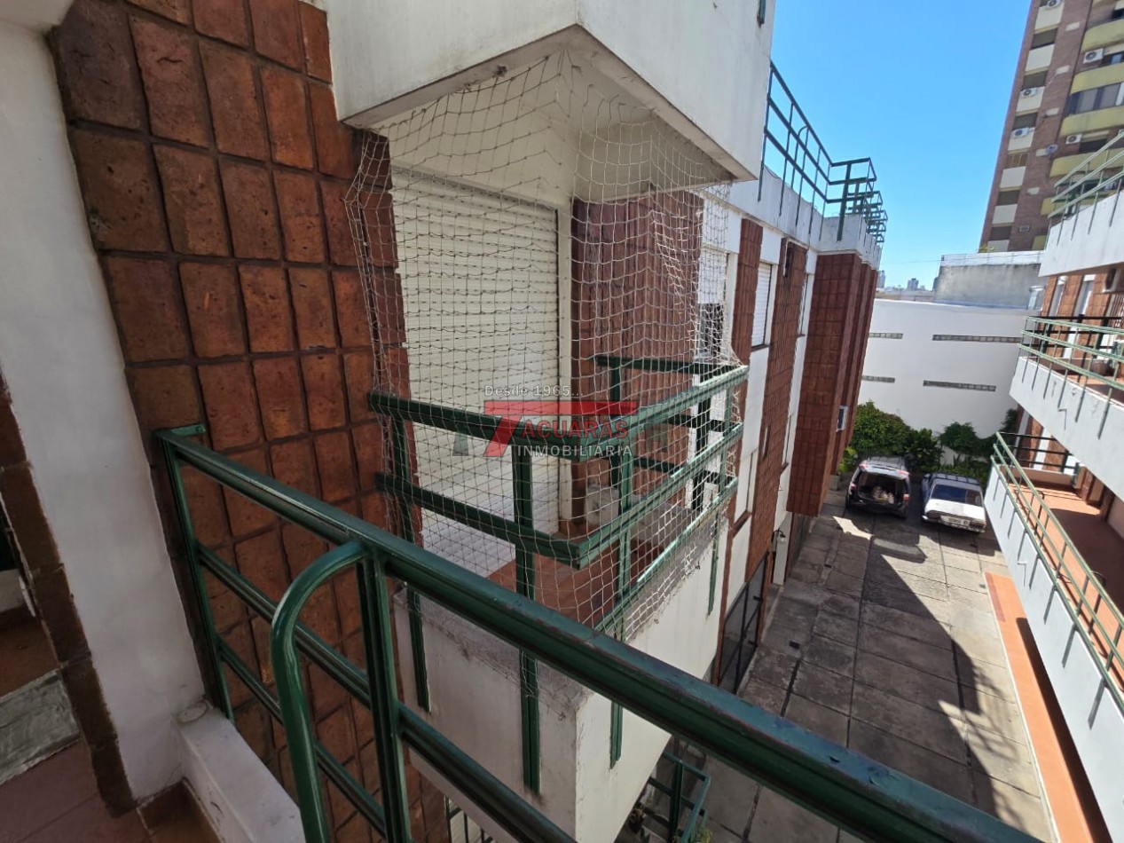 DEPARTAMENTO CENTRICO CALLE PELLEGRINI CASI BAVIO-