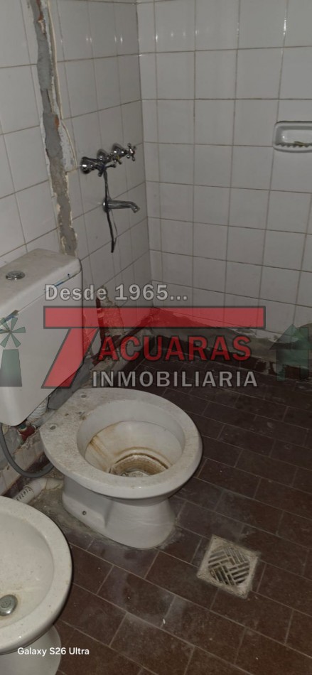 VENTA DE LOCAL EN CALLE GUALEGUAYCHU 780.
