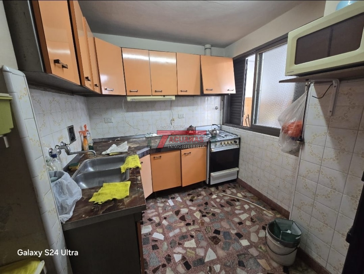 VENTA DE CAS 4 DORMITORIOS EN CALLE PLUMERILLO-