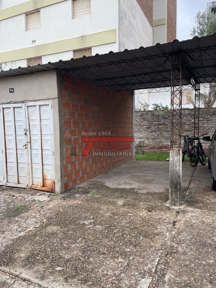 VENTA DE DEPARTAMENTO DOS DORMITORIOS Y COCHERA ZONA PARQUE URQUIZA .