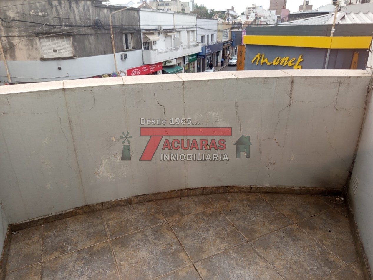 DEPARTAMENTO EN ALQUILER ZONA CENTRO .