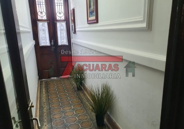 VENTA DE CASA DE 3 DORMITORIOS EN CALLE TUCUMAN ,ATENCION SOLO COMO INVERSION -