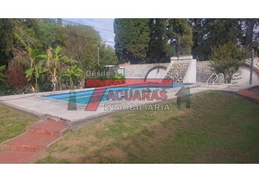 VENTA DE CASA UBICADA EN BLAS PARERA ZONA TOMA VIEJA.