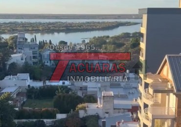 VENTA DE SEMIPISO DE 2 DORMITORIOS Y COCHERA EN CALLE ALAMEDA DE LA FEDERACION 521
