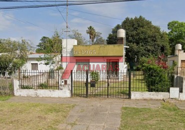 VENTA DE CASA EN CALLE GOBERNADOR MIHURA.